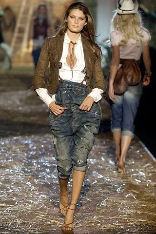 Look 3